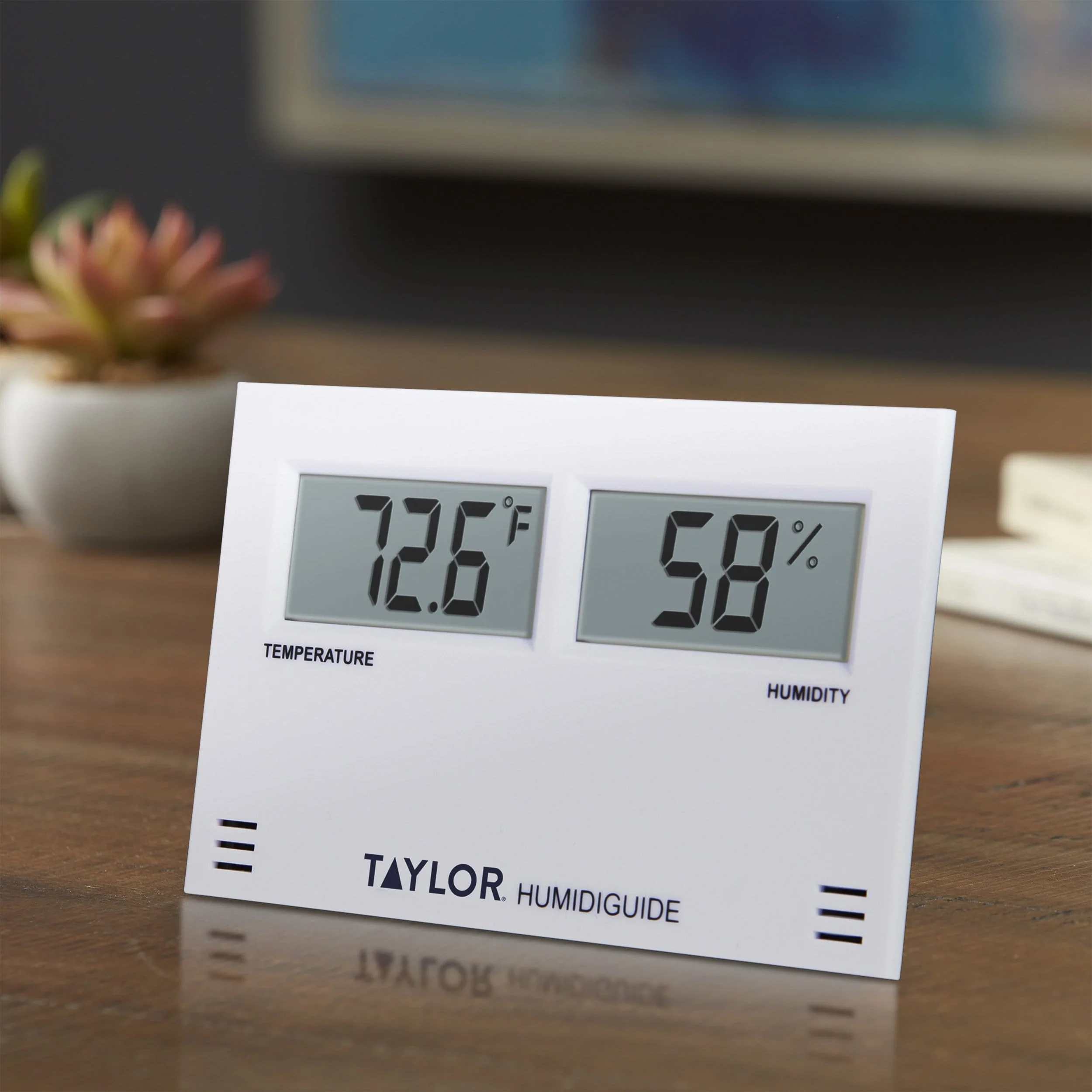 Indoor Digital Humidiguide